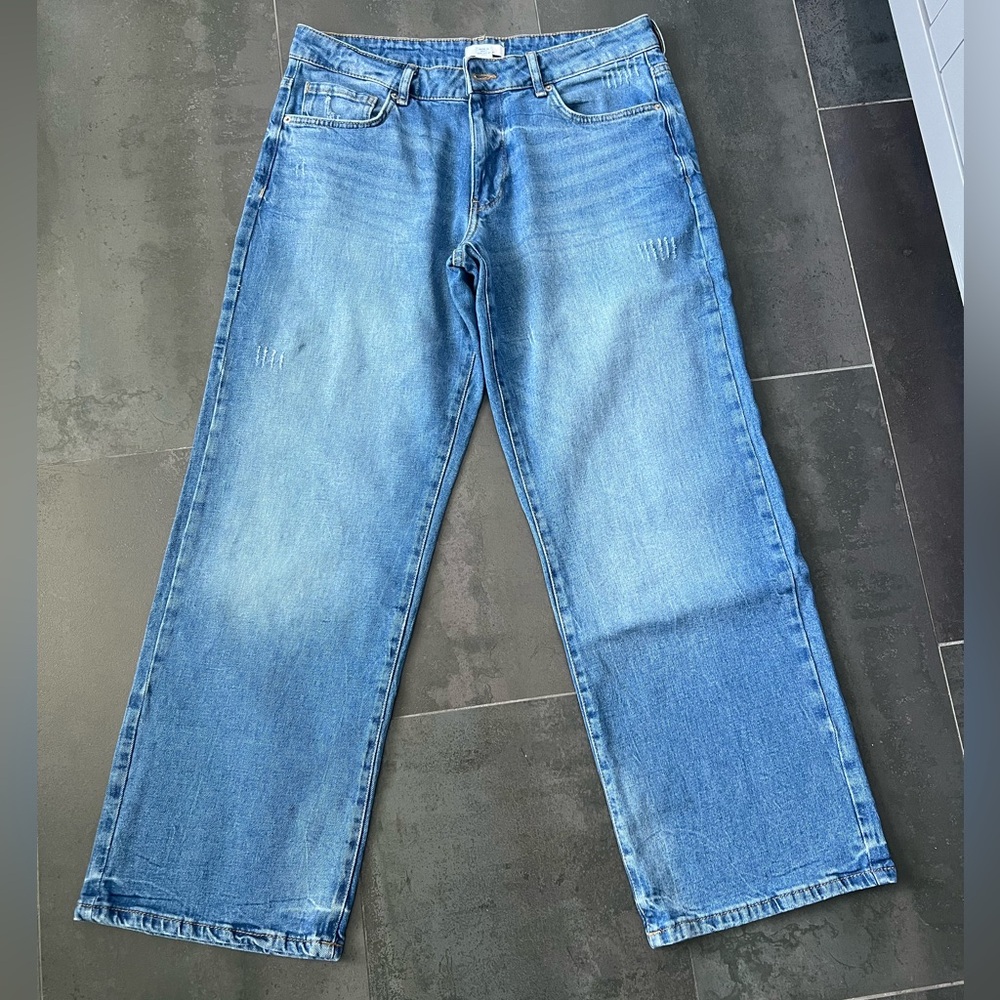 Forever 21 Straight Leg Jeans, Size 29
